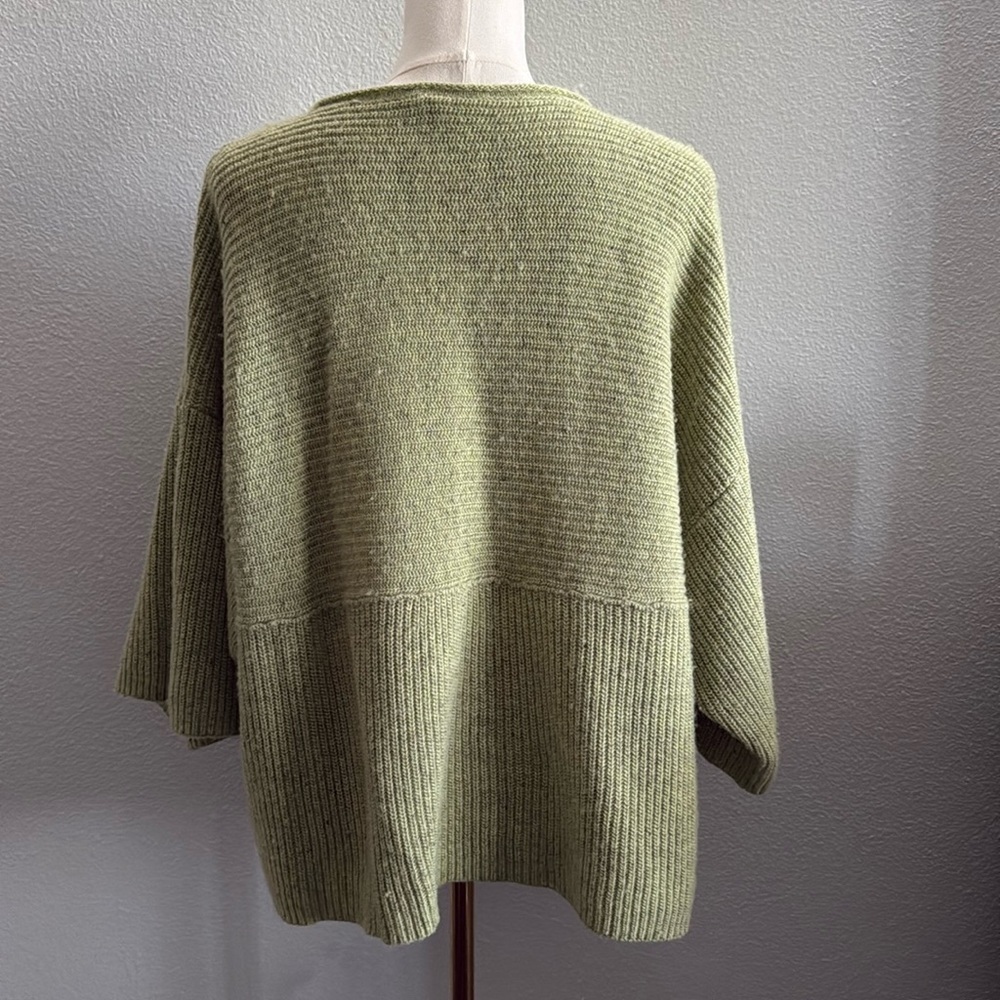 PURE JILL Green Soft Wool Linen Blend Oversized Half Sleeve Sweater Top Size M - Picture 7 of 9